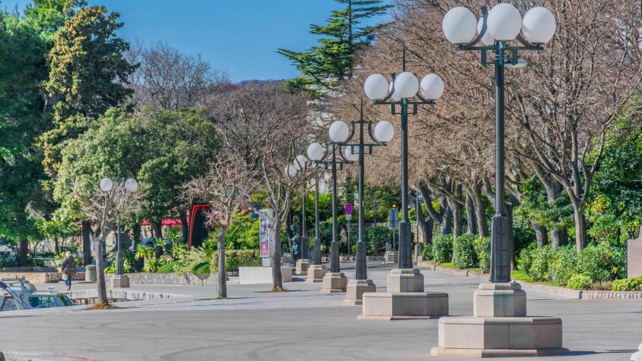 Apartments Grand & Plav In Krk Крк Экстерьер фото
