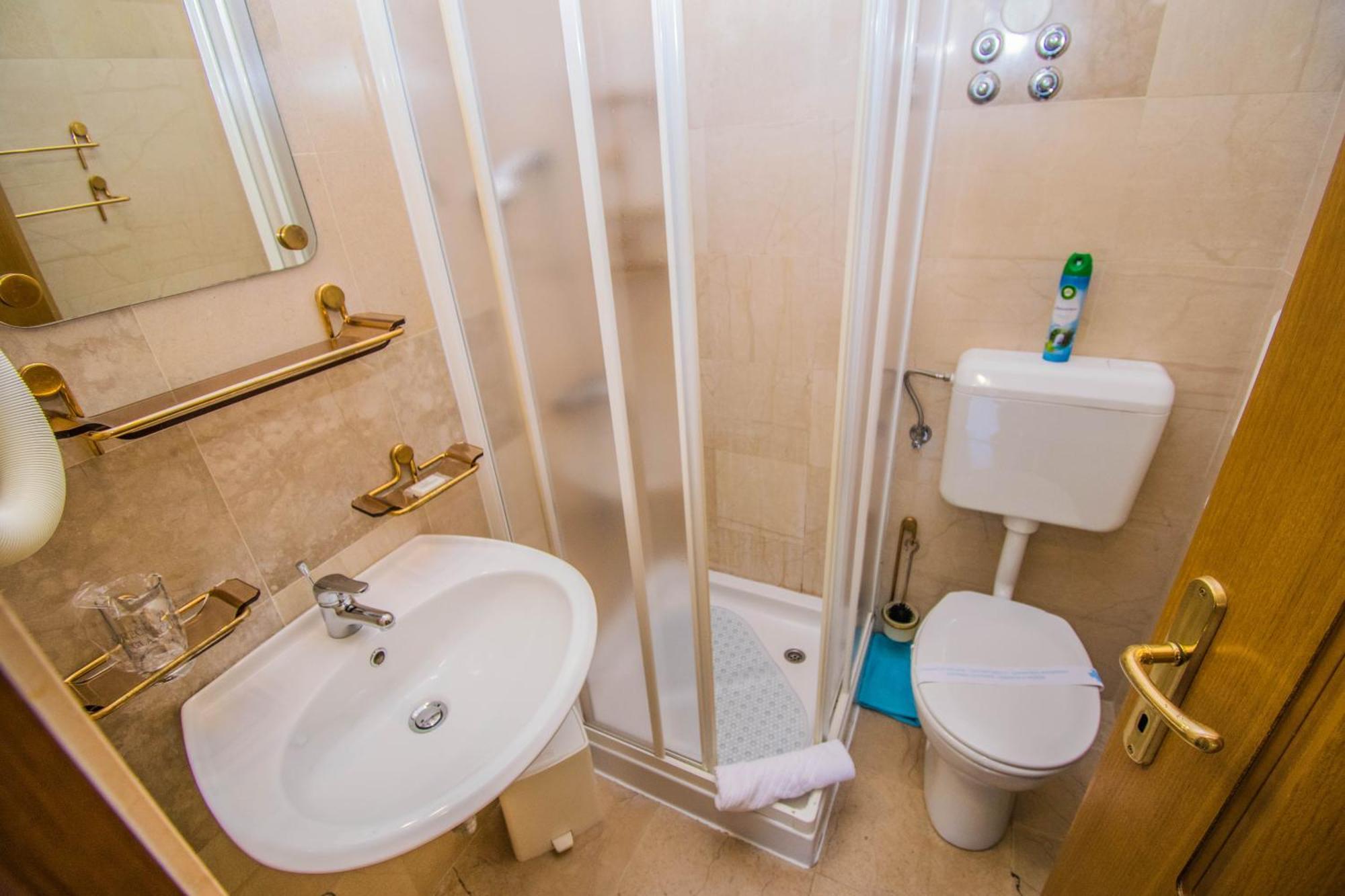 Apartments Grand & Plav In Krk Крк Экстерьер фото